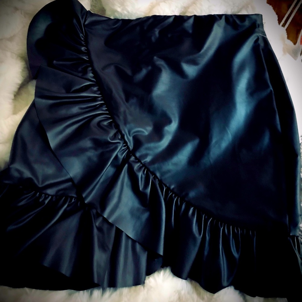 trendy skirt